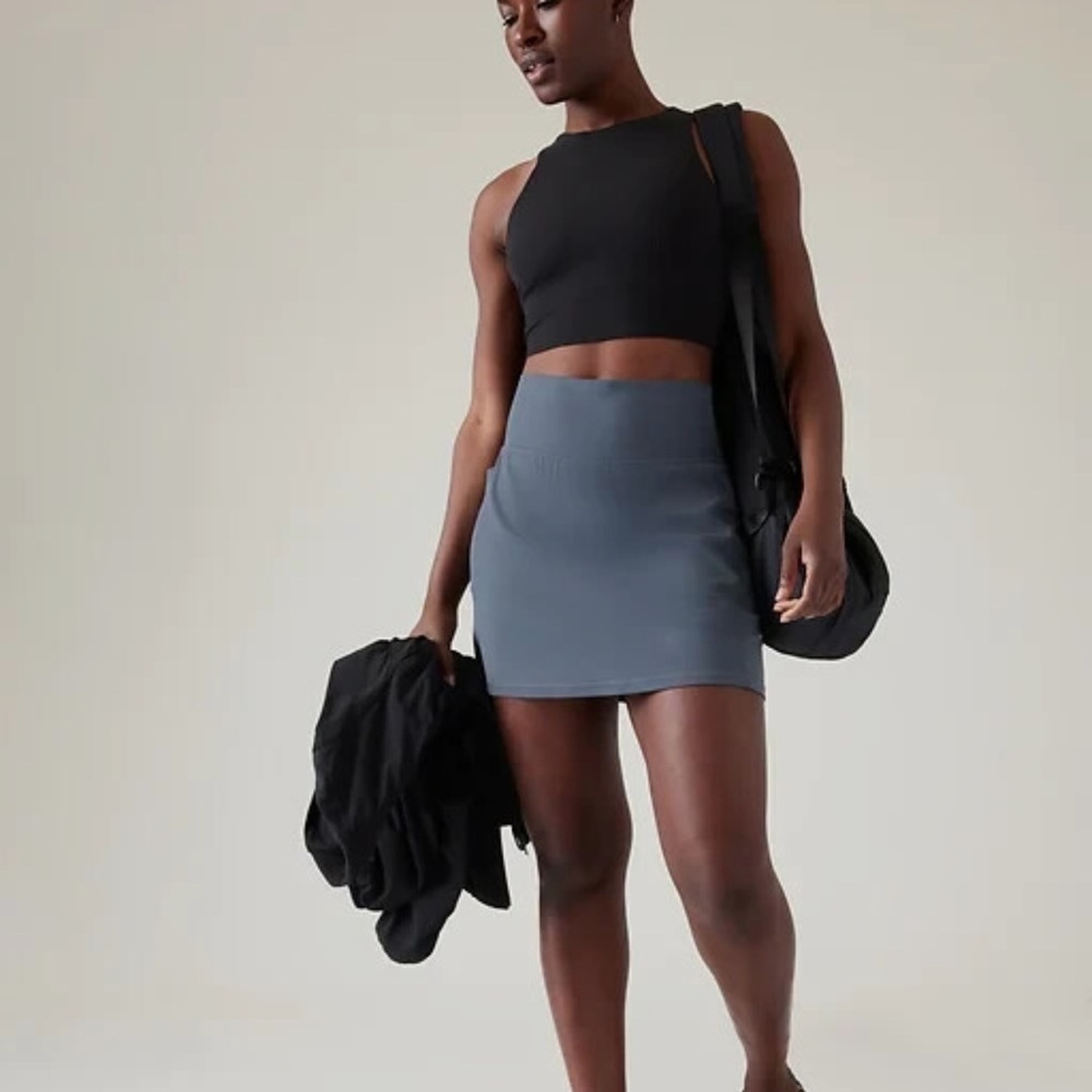NWT Athleta Blue Gray Skort